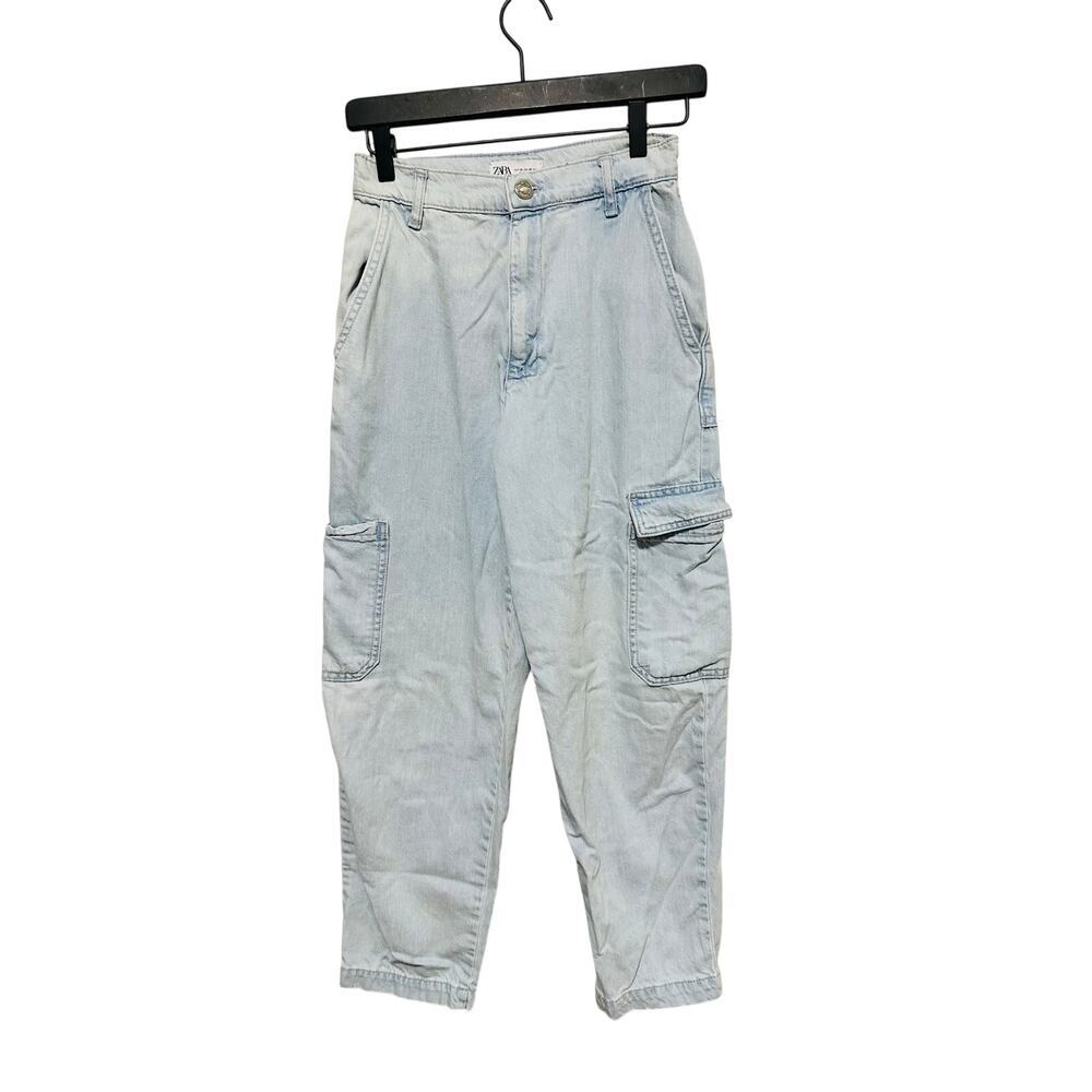 ZARA Light Wash Cargo Pocket Sides Loose Fit Jeans Size Extra Small
